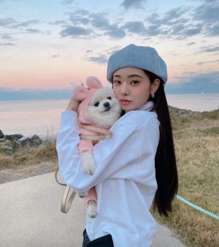 Style｜Netflix恋综《单身即地狱》人气王智雅撞脸Jennie，私下衣品超绝！ 更多热点 图1张