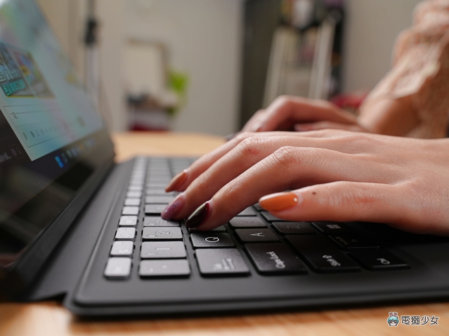 开箱｜两万五内的笔电黑马！ASUS Vivobook 13 Slate OLED 二合一平板电脑 数码科技 图15张