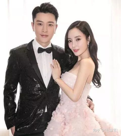 李小璐疑恋情曝光！ 鲜肉男友嘻哈打扮...风格超像PGONE 娱乐资讯 图1张