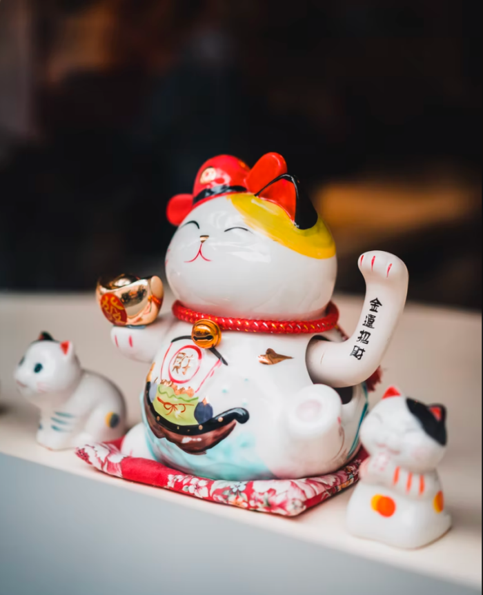 生活｜招财猫别乱买乱放，原来左右手招的东西都不同！ 更多热点 图2张