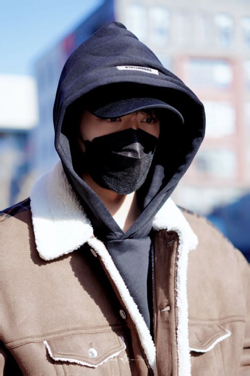 大无语事件！ 李汶翰站姐全体拍错人...他傻眼亲回：我都还没上班 娱乐资讯 图2张