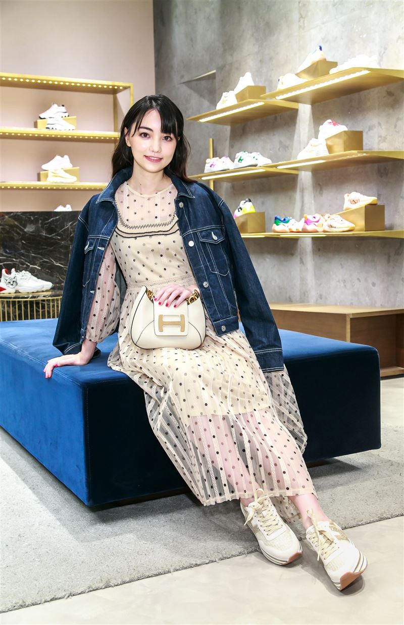 黑嘉嘉理想型曝光　女神只开出1条件：比会下围棋重要！ 时尚资讯 图2张