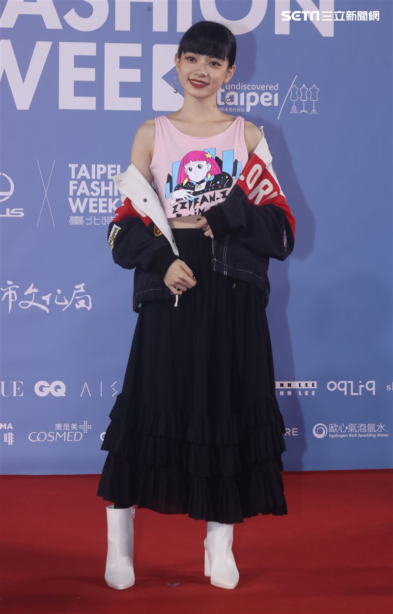 女星遭男粉丝手指性骚！姚爱寗吓呆错愕：?心、非常不舒服 时尚资讯 图1张