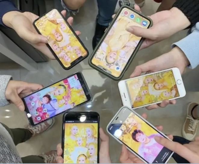 运势 I 日本都市传说！招财招桃花的美轮明宏桌布到底是什么？ 更多热点 图4张