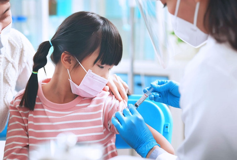 News I 儿童疫苗接种计划月底开跑！3个步骤先在MySJ登记！ 更多热点 图1张