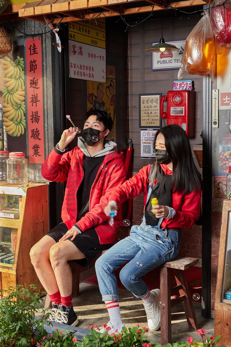 蔡凡熙过年计划曝光！回台南老家竟到“果汁摊”打工叫卖 时尚资讯 图1张