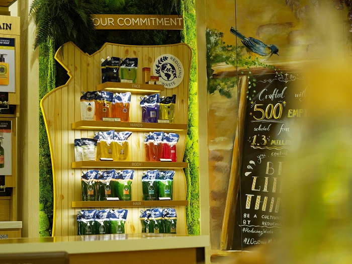 News I L'OCCITANE全马首家绿色概念店！自动补充机器助你减少生活瓶瓶罐罐 更多热点 图6张