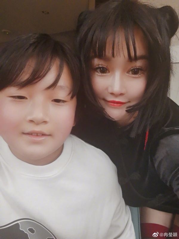 冉莹颖“夸张大眼+超长睫毛”吓呆网友！澄清整容传闻：本人睫毛比较长 娱乐资讯 图3张