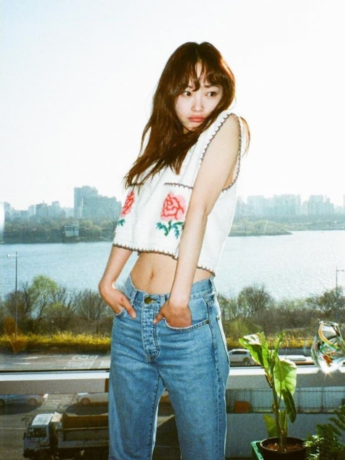 Style｜《僵尸校园》恶女李瑜美私下超会穿，惊人蚂蚁腰和时尚脸差点没认出来！ 更多热点 图7张