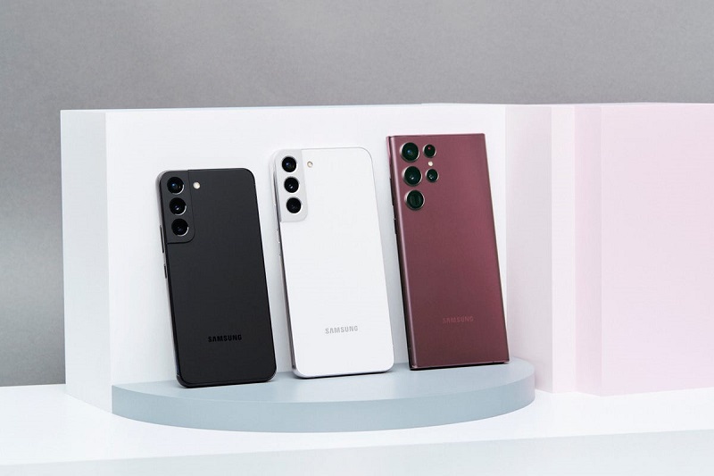 News I 想逼疯其他Android手机厂商？Samsung宣布提供4代升级和5年安全更新！ 更多热点 图2张
