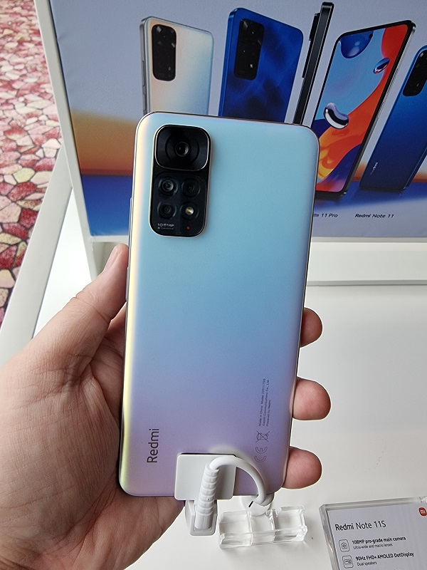 新机 I Redmi Note 11系列超亲民！超美手机售价从RM799起！ 更多热点 图8张