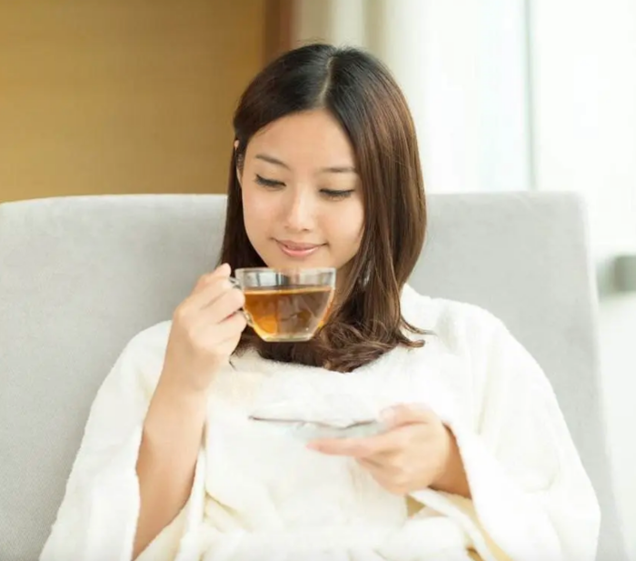 Tips｜情人节亲亲口臭好尴尬？3个方法让你快速摆脱口气 更多热点 图3张