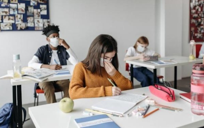 生活｜Omicron猛攻“这群体”？这2个原因容易变成病毒传播者 更多热点 图3张