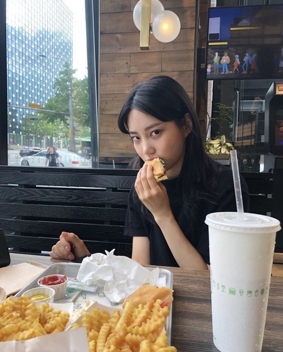 Tips I 总是抗拒不了零食诱惑？帮你判断6种情绪性饥饿 更多热点 图4张
