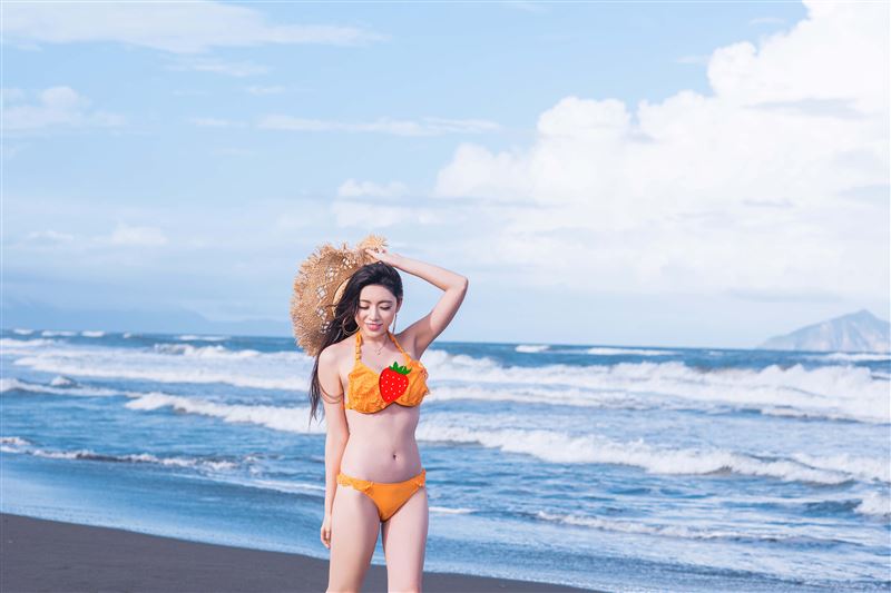 狂敲碗成功！北艺大校花解放了　谢立琪丰满美胸胴体全现形 时尚资讯 图4张