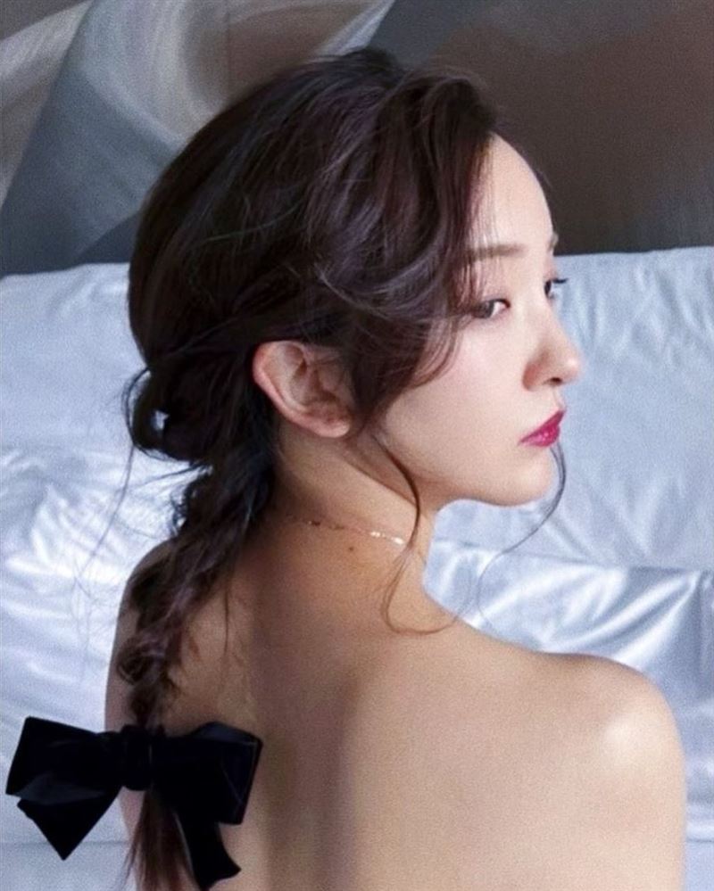 板野友美产后首晒性感！辣人妻“裸身没穿”网惊：零赘肉 时尚资讯 图3张
