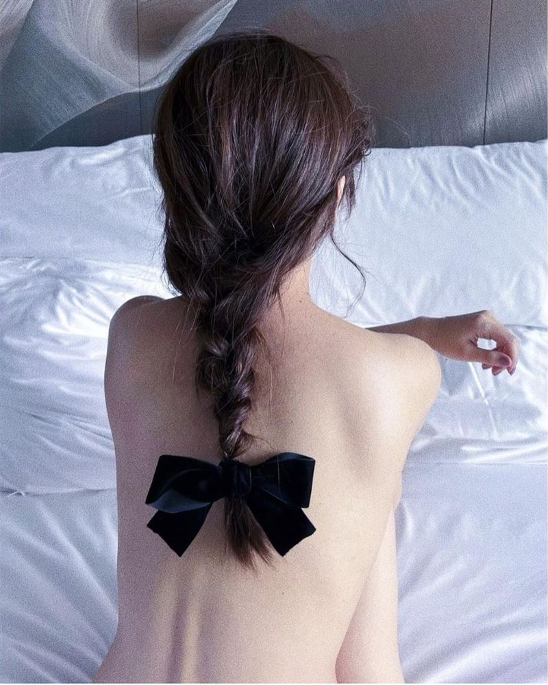 板野友美产后首晒性感！辣人妻“裸身没穿”网惊：零赘肉 时尚资讯 图4张