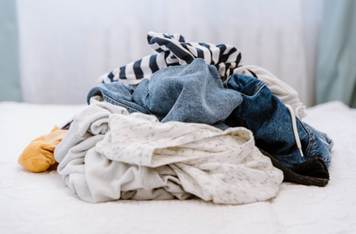 Tips｜病毒可在衣服上存活24小时！新冠病患者衣服应该这样处理 更多热点 图1张