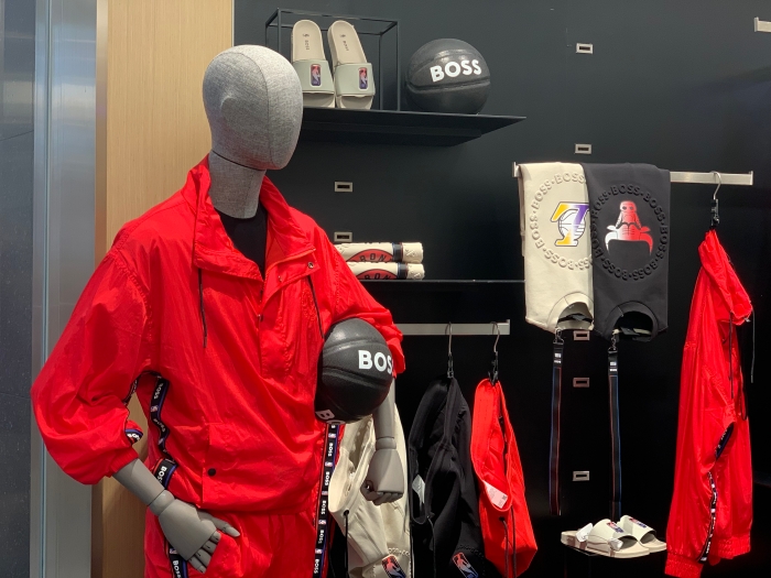 News| BOSS x NBA 强强联手玩开篮球与时尚风，动感或耍帅都一次获得！ 更多热点 图3张