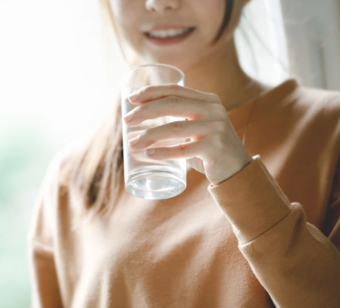 生活｜验血前真的不能喝水吗？抽血检查前需知道的5件事 更多热点 图2张