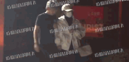 张碧晨也爆新恋情！ 深夜醉酒头靠陌生男肩膀...同回公寓过夜 娱乐资讯 图2张