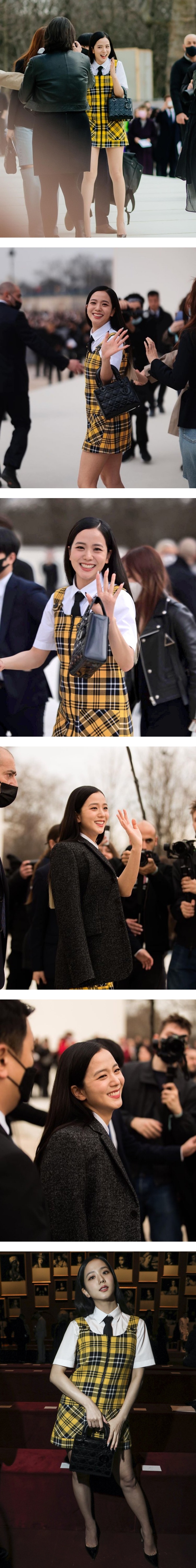 BLACKPINK Jisoo 宠粉行径曝光！她竟暖心下车收礼物…惹哭粉丝！ 娱乐资讯 图2张