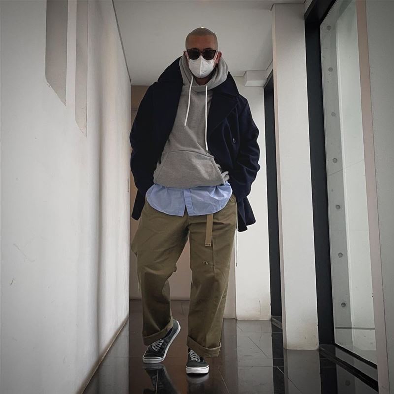 具俊晔造型受热议：超潮穿搭“大神教科书等级”网全跪了！ 时尚资讯 图2张