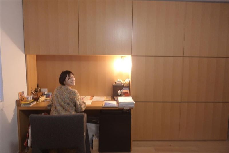生3子身材未走样！广末凉子激短热裤晒超美腿曝“最私密” 时尚资讯 图3张