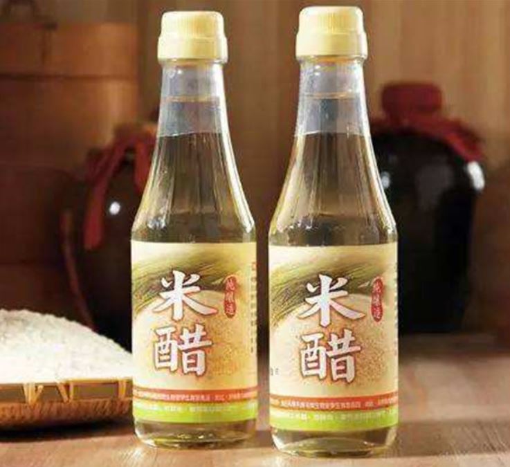 Tips I 白色和黑色的醋都一样吗？6种常见的醋用法请收藏 更多热点 图3张