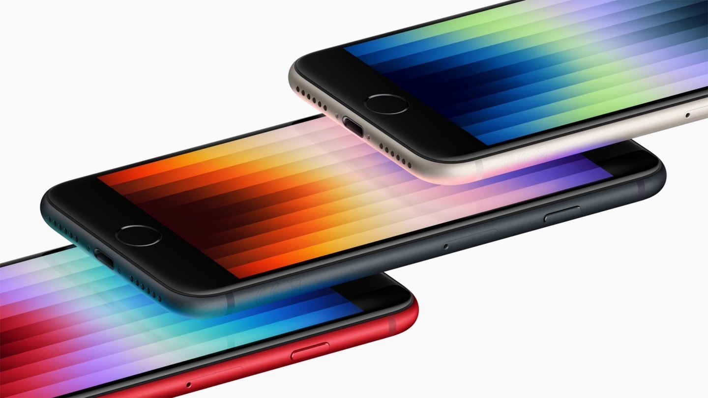iPhone SE 电量出炉！突破 2,000mAh，续航和前代相比有所提升 加映：和 iPhone 13 mini／ iPhone 12 mini 的续航比较 数码科技 图2张