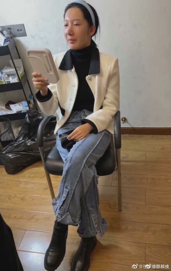 素颜照疯传全网...都美竹再被曝光整容照！花5位数动鼻子、下巴 娱乐资讯 图2张