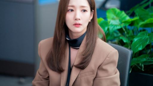 Beauty美人圈／跟着《气象厅》朴敏英学上班族穿搭！ 时尚资讯 图3张