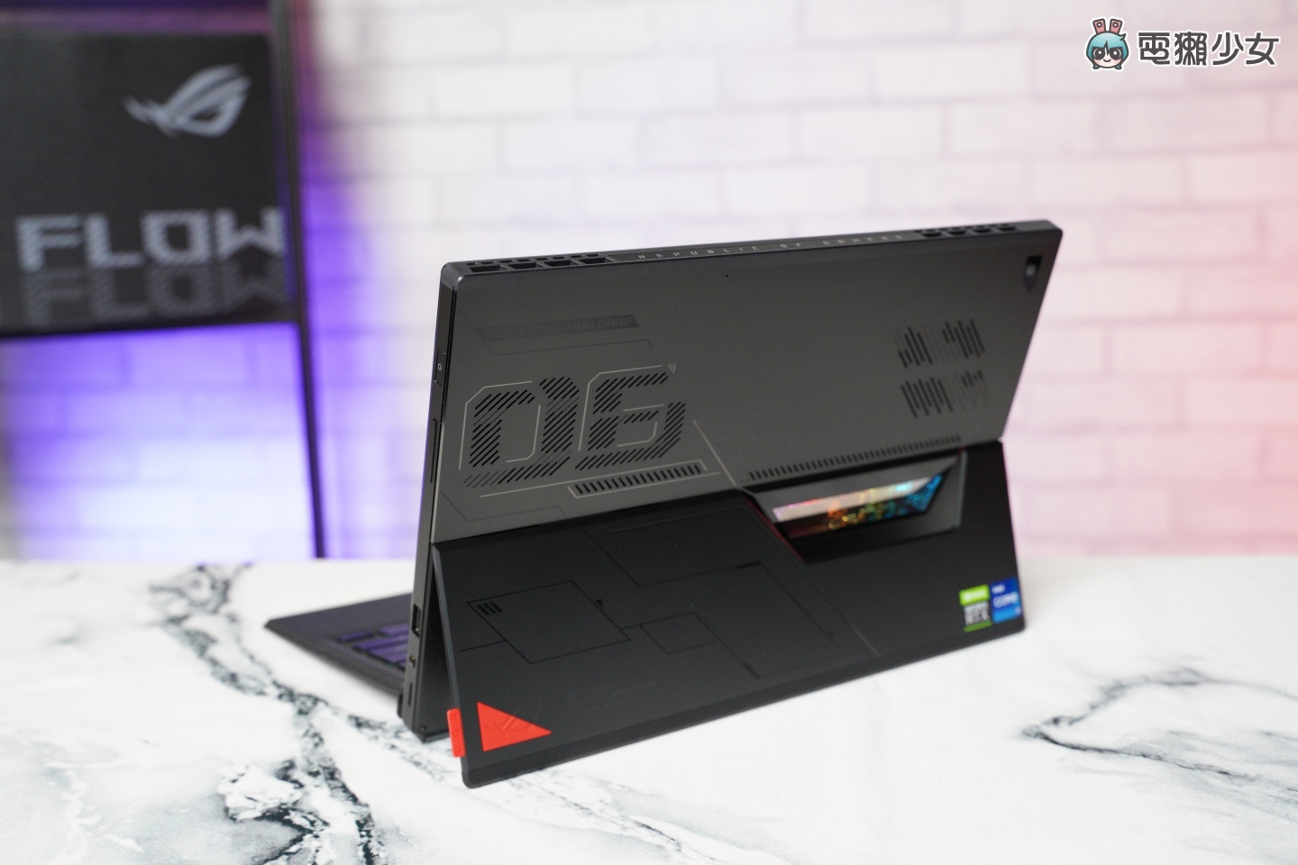 开箱｜地表最强平板！打破你的想像 ROG Flow Z13 二合一电竞笔电 数码科技 图7张