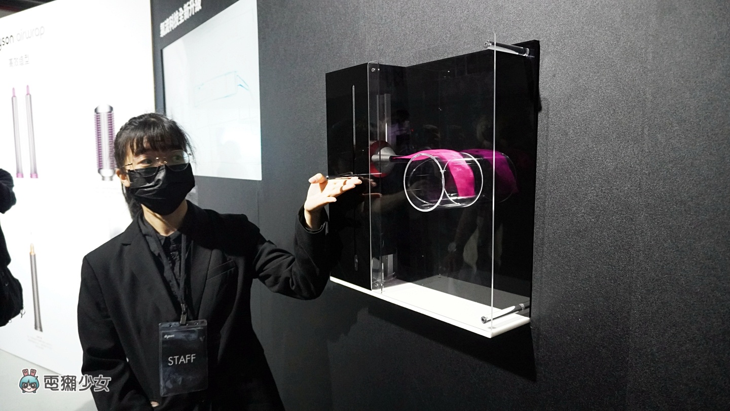出门｜Dyson 新一代美发神器 Dyson Airwrap 登场！带来三大升级配件，在家也能轻松吹出漂亮发型！ 数码科技 图2张