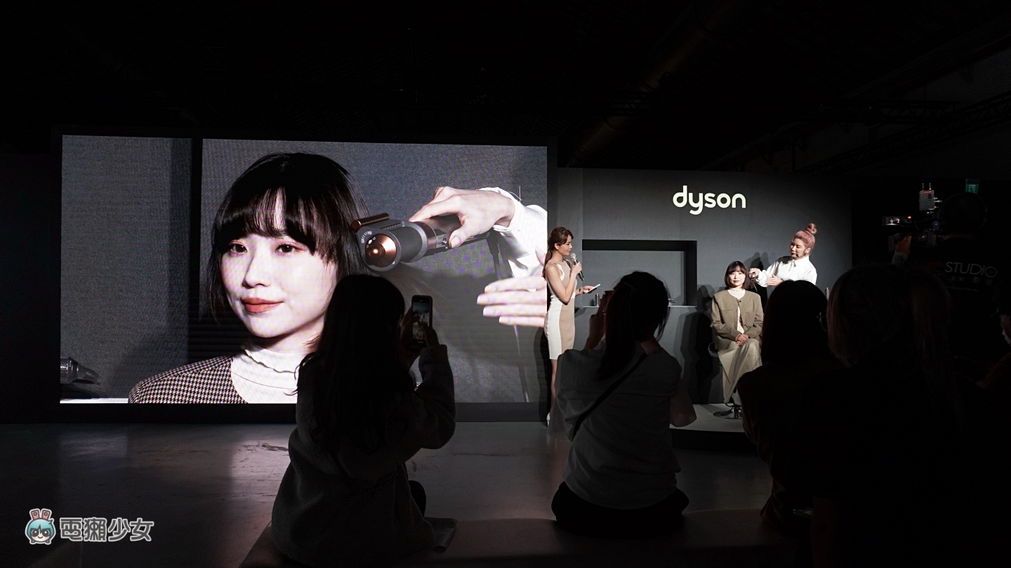 出门｜Dyson 新一代美发神器 Dyson Airwrap 登场！带来三大升级配件，在家也能轻松吹出漂亮发型！ 数码科技 图6张