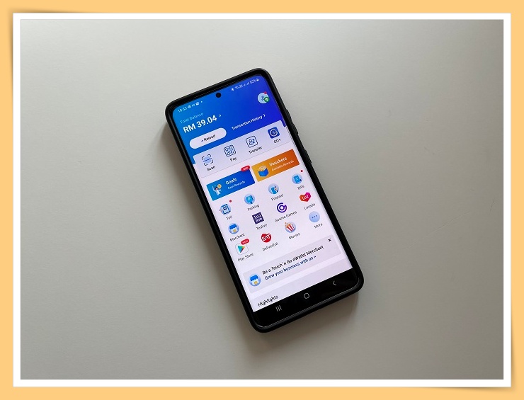 Tips I 想用Touch‘N Go eWallet里的钱！ 6个步骤转账到银行再取出现金！ 更多热点 图1张