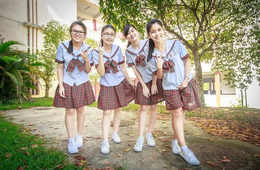 盘点 I 全马10大最美中学制服，日式水手服、格子美少女服等漫画风元素！ 更多热点 图1张