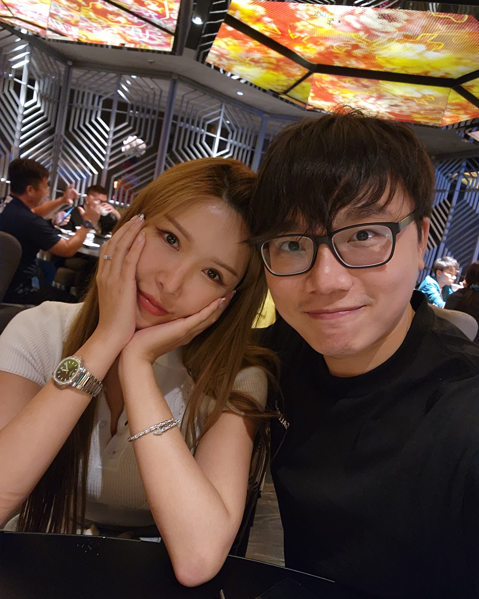 网疯传林尚进新女友是她！ Pui Yi深夜晒性感照 一句话回应了 娱乐资讯 图1张