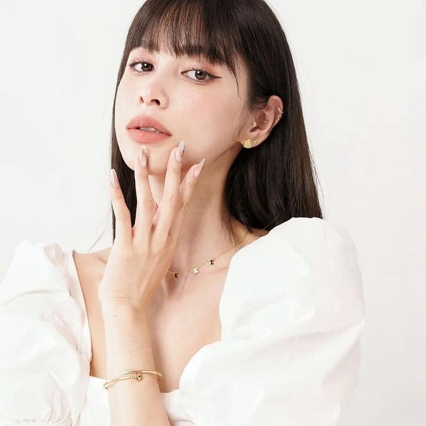 媚眼女神爆久病缠身！罹怪病开车途中“全身发麻”如同触电 时尚资讯 图4张