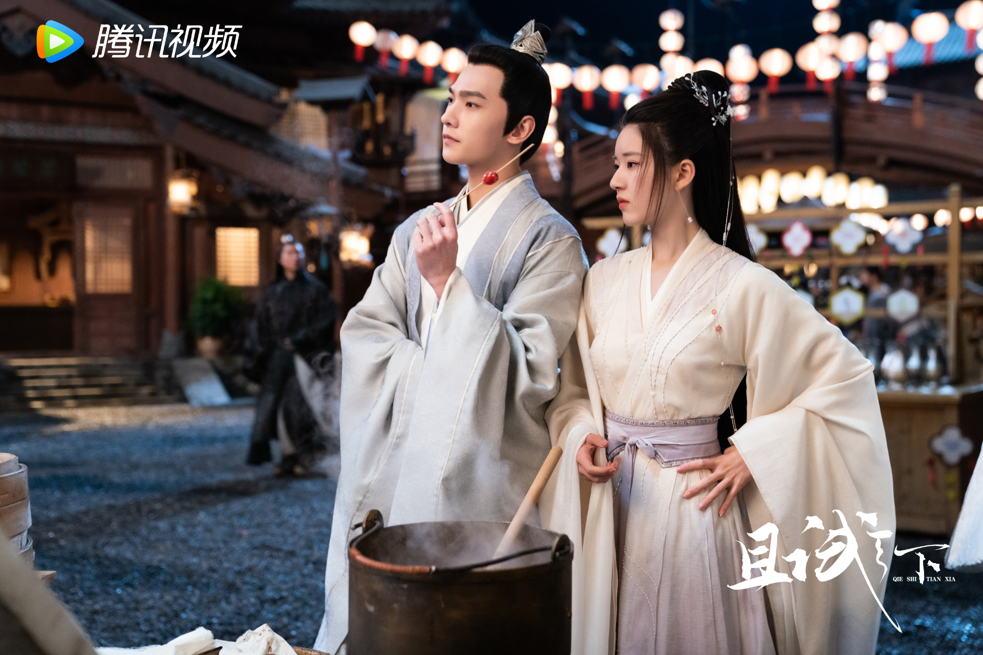 杨洋、赵露思《且试天下》被指控虐马！ 脖子折成一半 非死即残 娱乐资讯 图1张