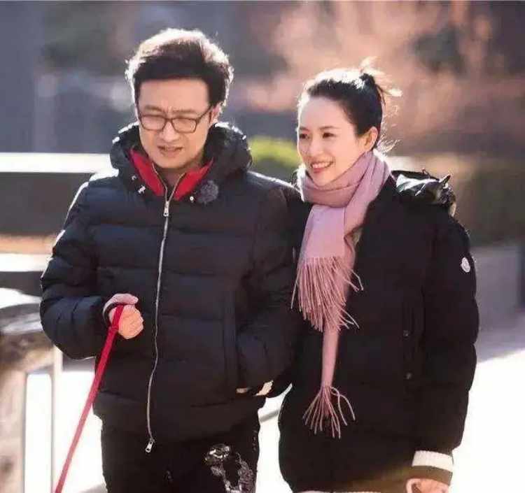 章子怡嫁他绝对是为了爱情！ 50岁汪峰陷中年危机...惊见啤酒肚+秃头 娱乐资讯 图1张