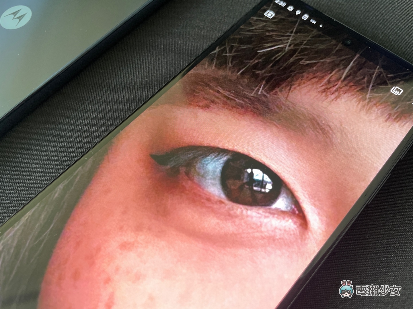 Motorola edge 30／30 Pro 正式发表！搭载 5000 万素的主镜头，大幅提升拍摄表现 同场加映：万元有找的 moto g82 5G 也登场啦 数码科技 图4张