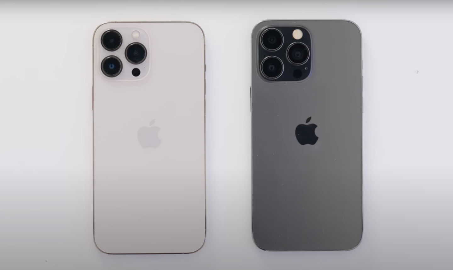 iPhone 14 Pro Max 模型机曝光！采用‘ 药丸形状 ’的挖孔萤幕＋更窄的边框 数码科技 图1张