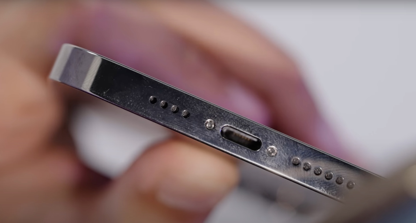 iPhone 14 Pro Max 模型机曝光！采用‘ 药丸形状 ’的挖孔萤幕＋更窄的边框 数码科技 图2张