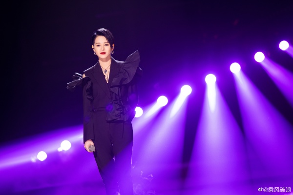 因“少女感”太强登热搜！《乘风破浪》姐姐年纪大揭秘…80后的她们根本是冻龄女神！ 娱乐资讯 图5张