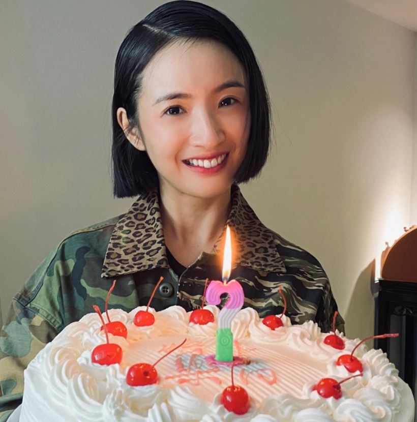 金句 I “我们又不是钞票，不可能让每个人都喜欢自己”能量升级15个不活在他人嘴里金句 更多热点 图3张