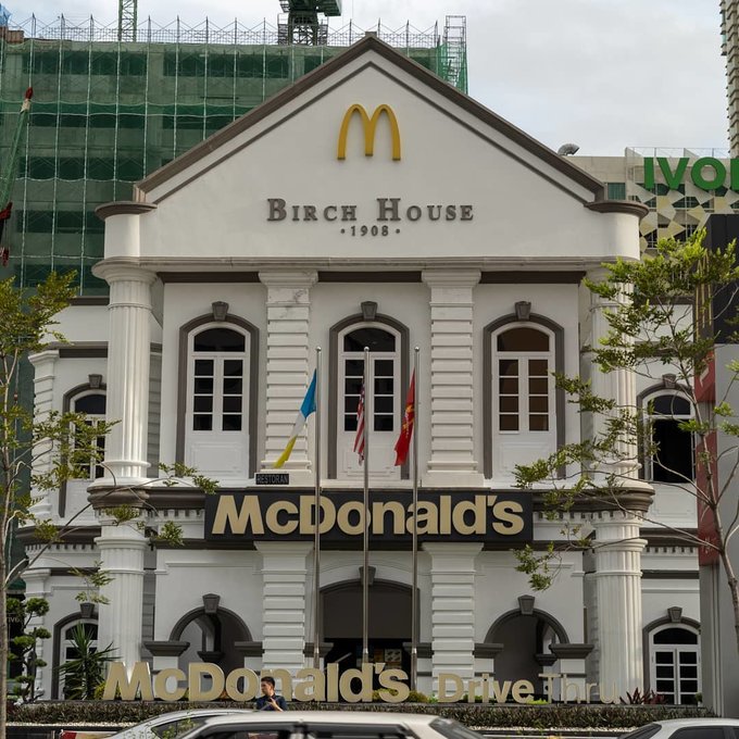 美食 I 马来西亚这些特色麦当劳门店太boleh！殖民地建筑风、河畔视野、40年历史等等 更多热点 图1张