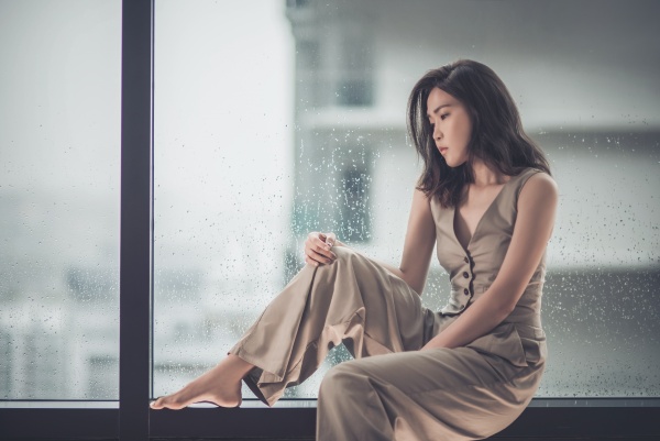 数度失控哽咽、被制作人喊卡！Nicole赖淞凤耗5小时录新歌：很折磨 娱乐资讯 图2张