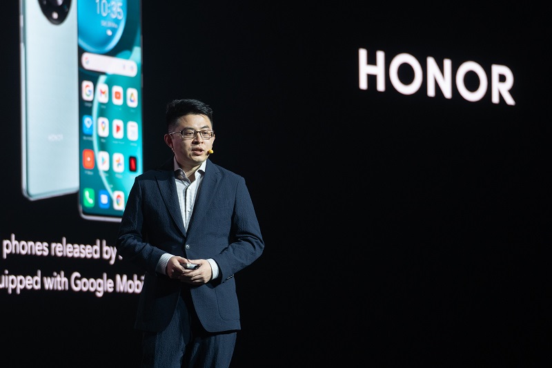 新机 I 不用烦手机要充电很久！HONOR Magic 4 Pro喝完一杯咖啡电话充满50%！ 更多热点 图1张