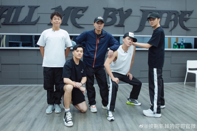 【小编说】一个个像吃了防腐剂，港星为什么都如此抗老？（by 精致小猪） 更多热点 图1张